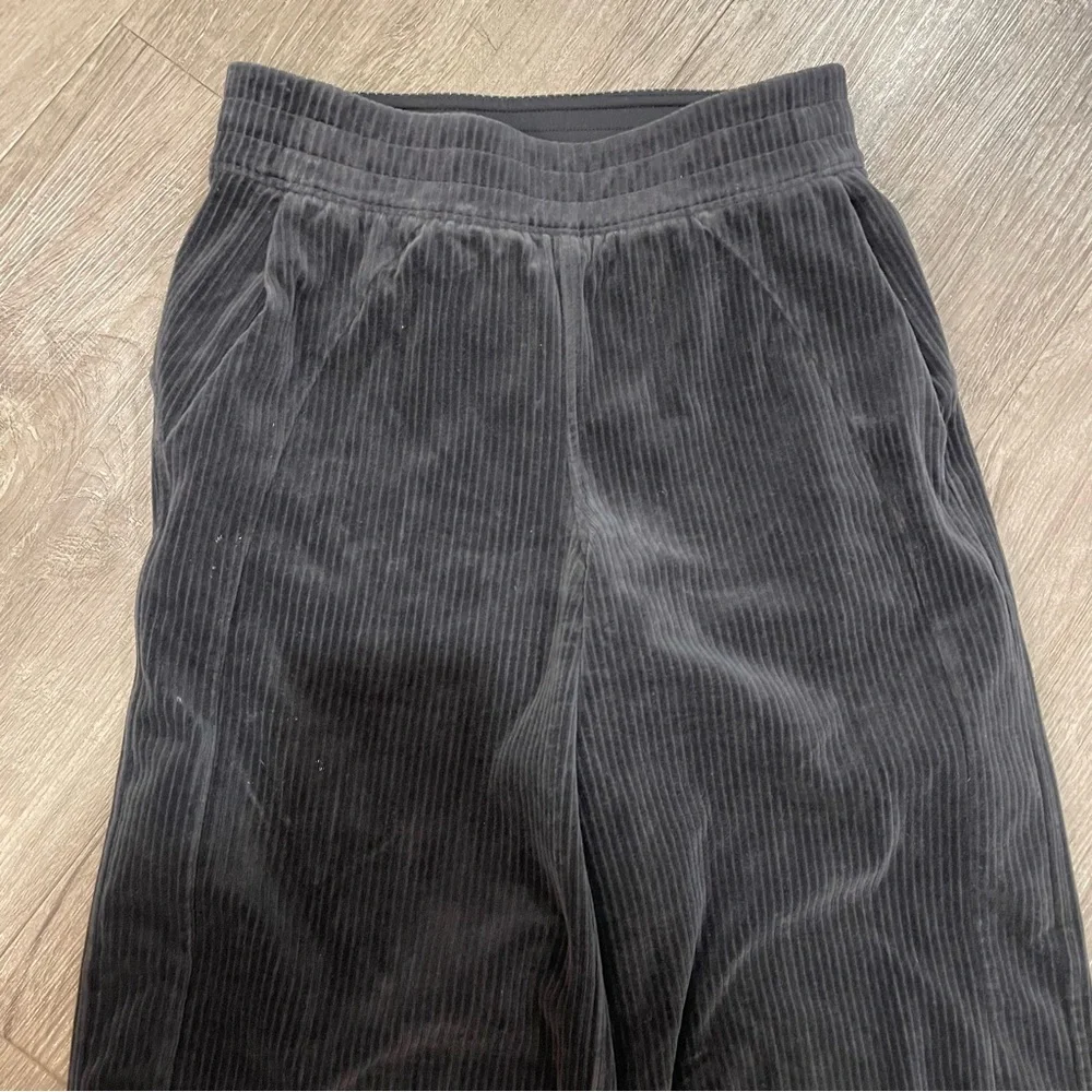 Lululemon Scuba Mid-Rise Wide-Leg Pant *Velvet Cord in Espresso - Picture 7 of 7